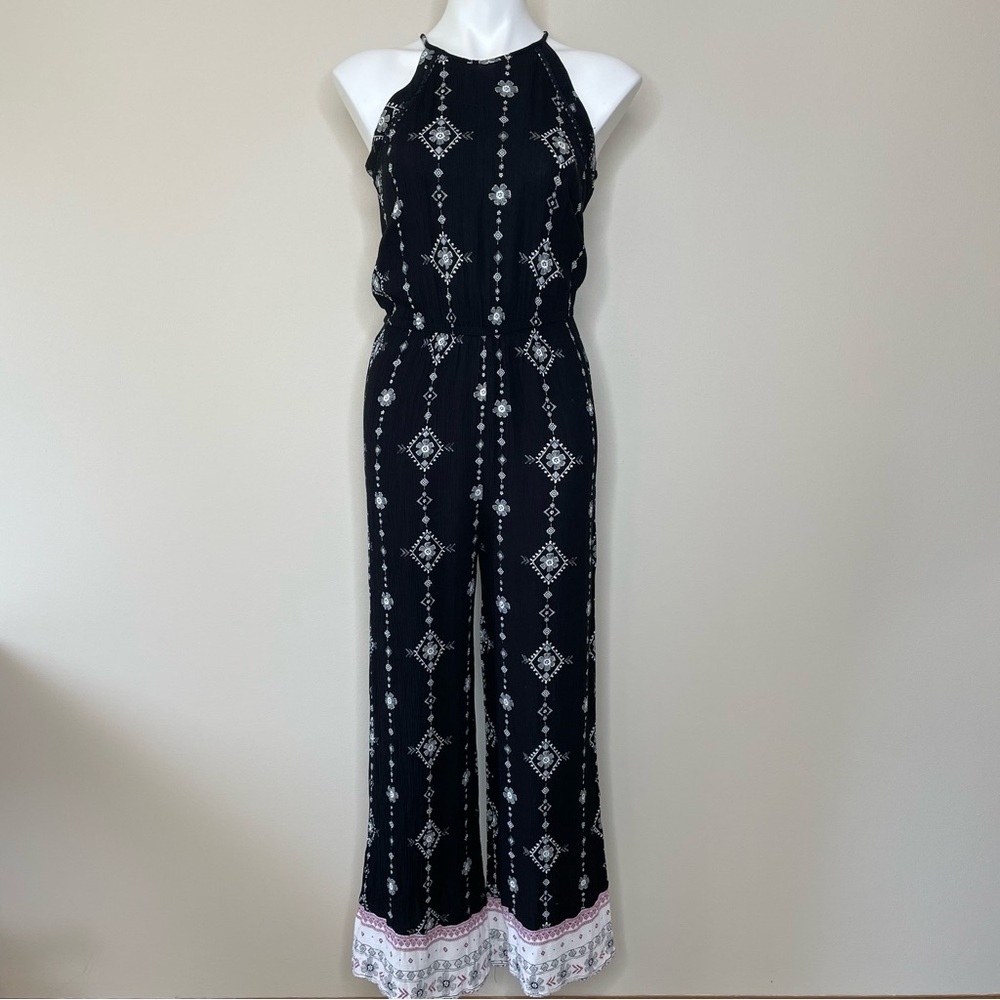 Mudd Black and White Patterned Sleeveless Jumpsuit with Contrast Hem